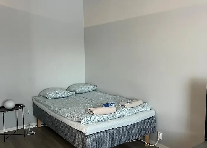 Maentynaeaedaenkadun Yksioe